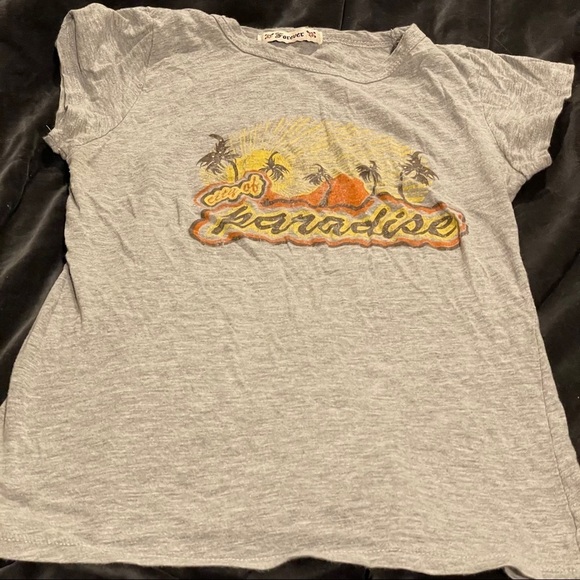 Forever 21 Tee - Picture 2 of 4